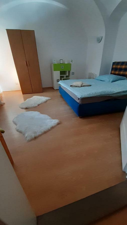 Big Modern Doubleroom Near Cathedral Košice Extérieur photo